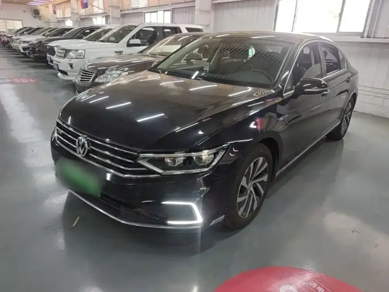 Volkswagen PHEV, 2020