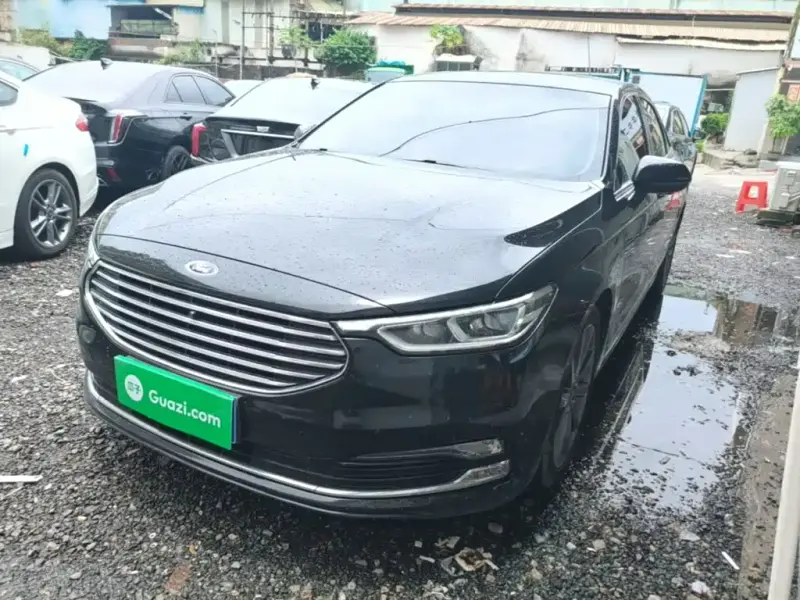 Ford Taurus, 2020