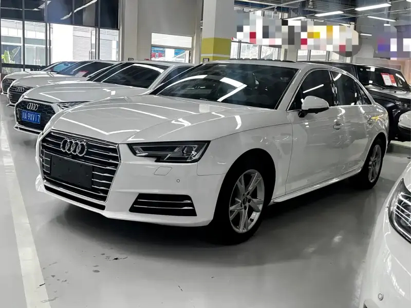Audi A4L, 2018