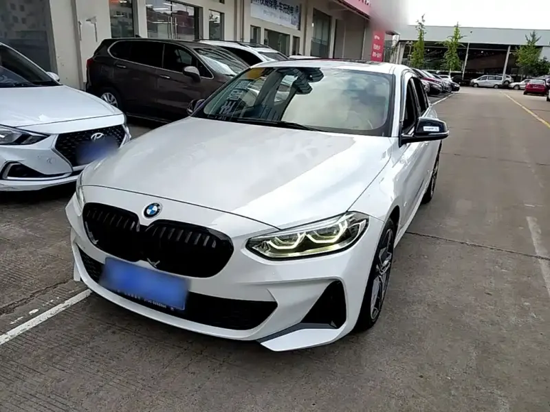 BMW 1 Series, 2021