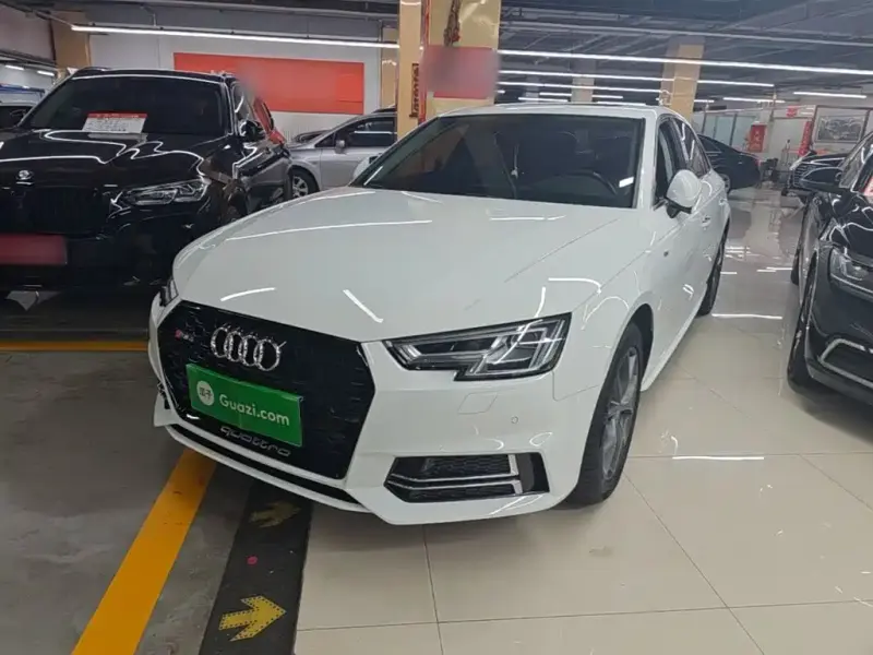 Audi A4L, 2019
