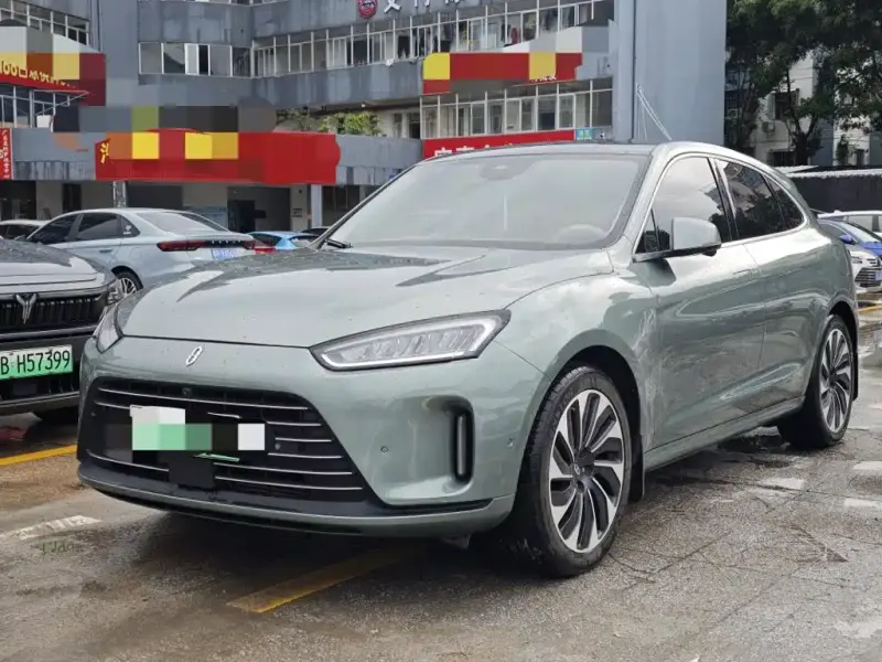 AITO M5, 2022