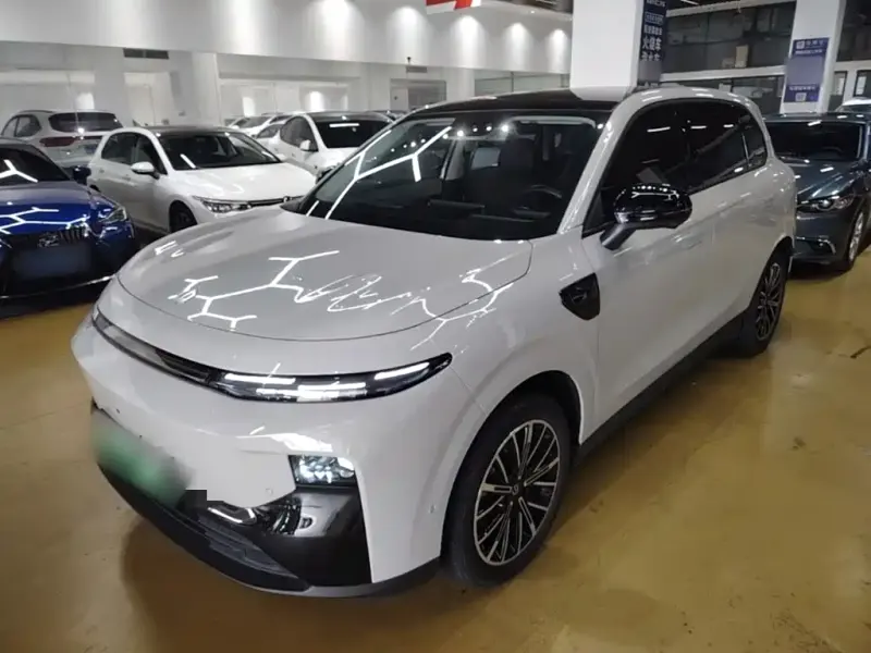 Leapmotor B10, 2025