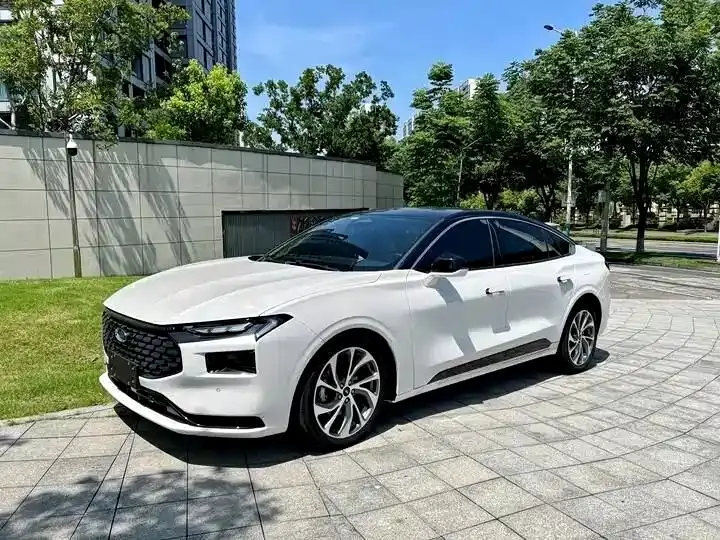 Ford Mondeo, 2022