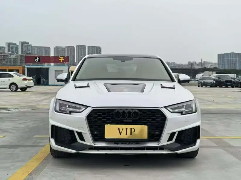 Audi A4L, 2018