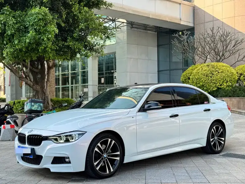 BMW 3 Series, 2019