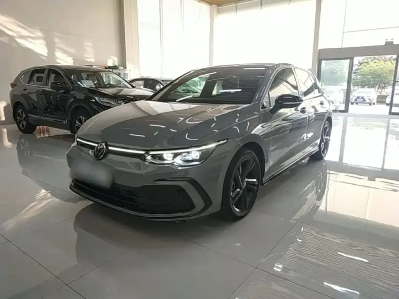 Volkswagen Golf, 2021