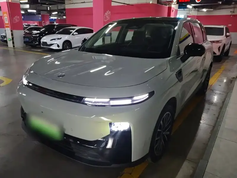Leapmotor B10, 2025
