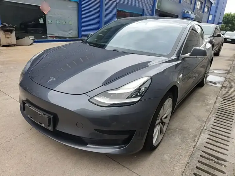 Tesla Model 3, 2020