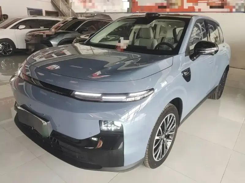 Leapmotor B10, 2025