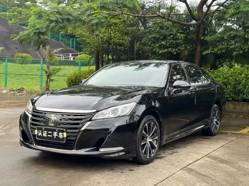 Toyota Crown, 2018