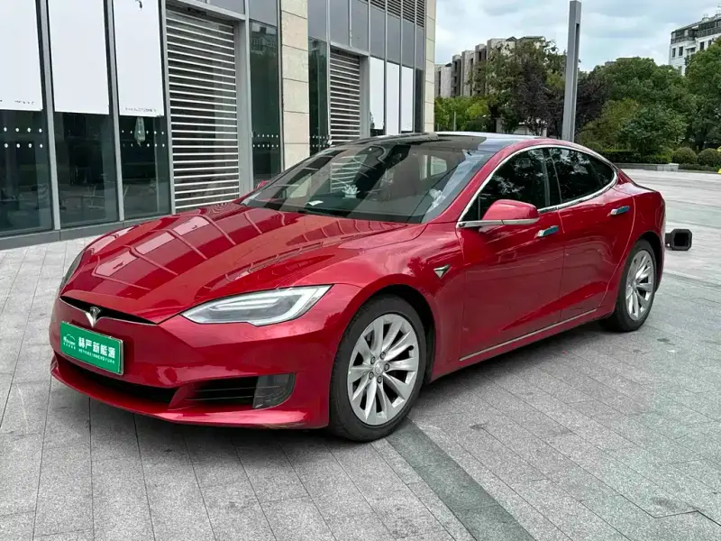 Tesla Model S, 2018