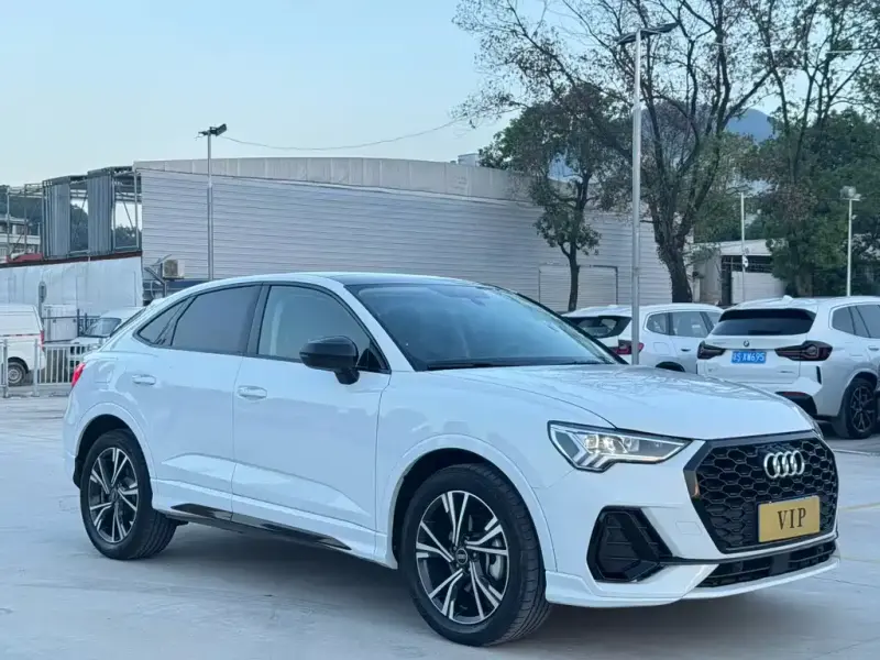 Audi Q3 Sportback, 2022