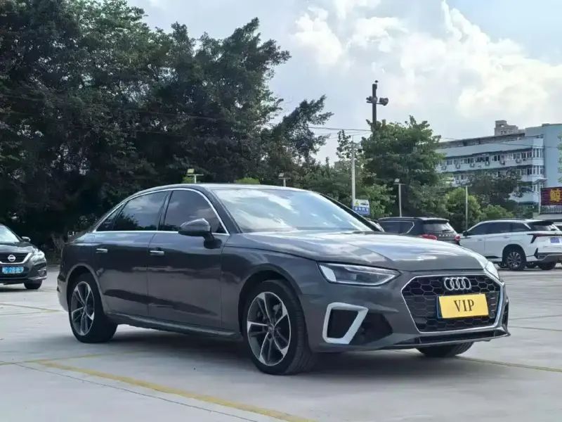 Audi A4L, 2021
