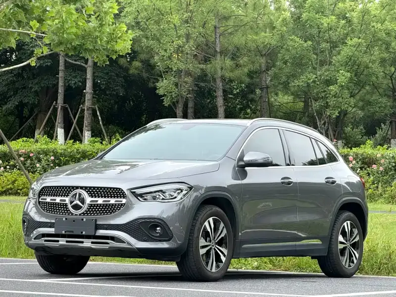 Mercedes-Benz GLA, 2021