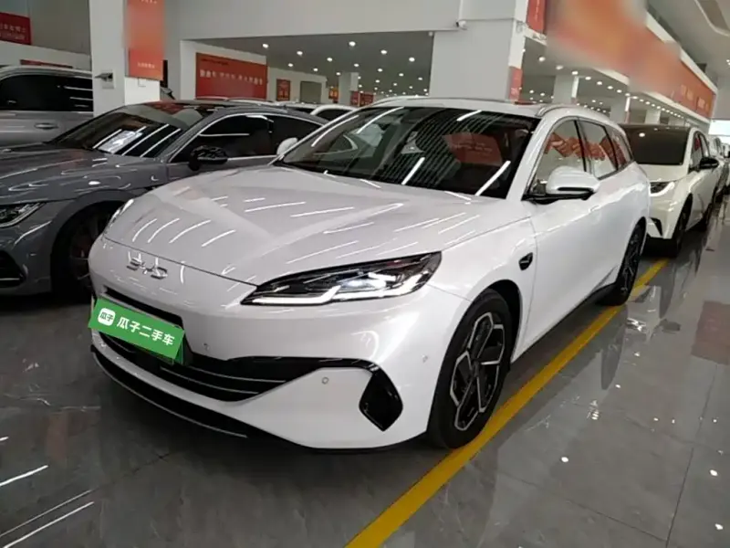 BYD 06 DM-i, 2025