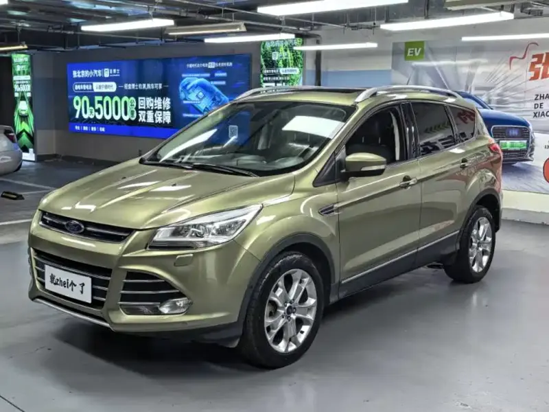 Ford Kuga, 2013