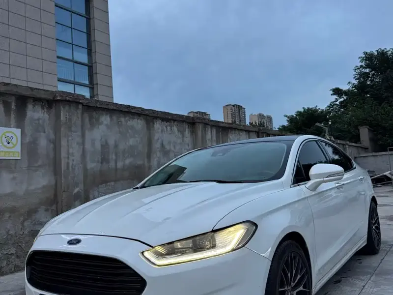 Ford Mondeo, 2014