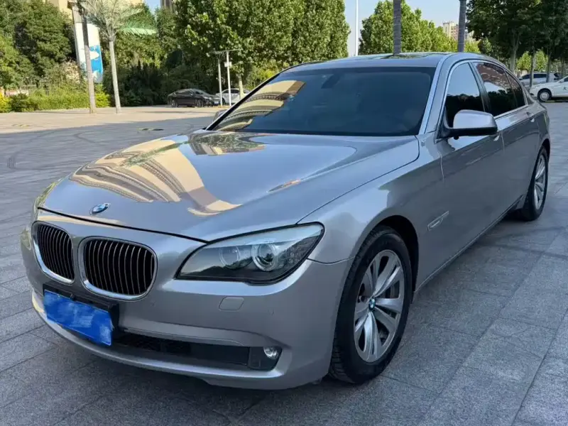 BMW 7 Series, 2011