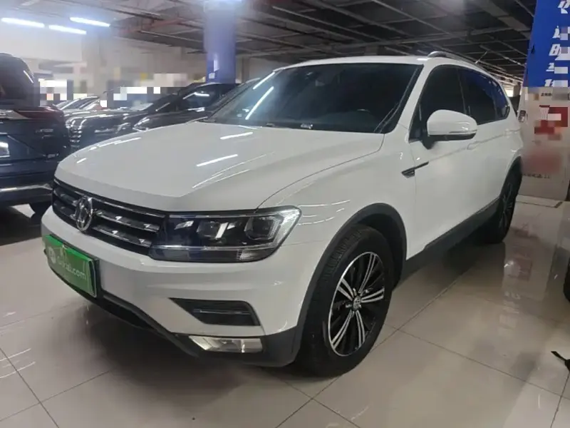 Volkswagen Tiguan L, 2020