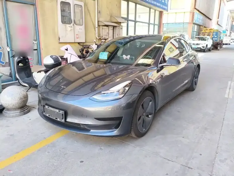 Tesla Model 3, 2020