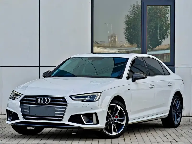 Audi A4L, 2020
