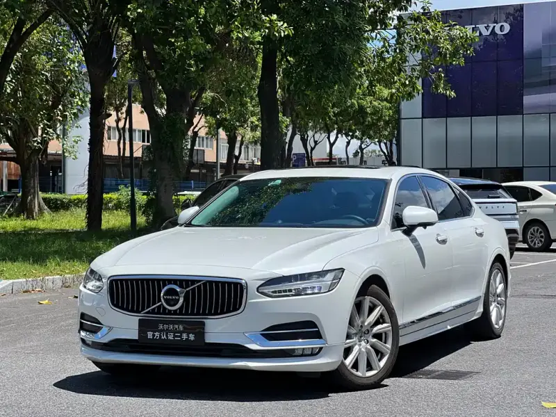 Volvo S90, 2020