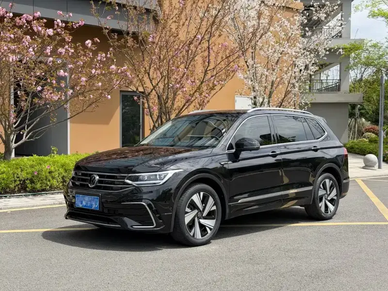 Volkswagen Tiguan L, 2023