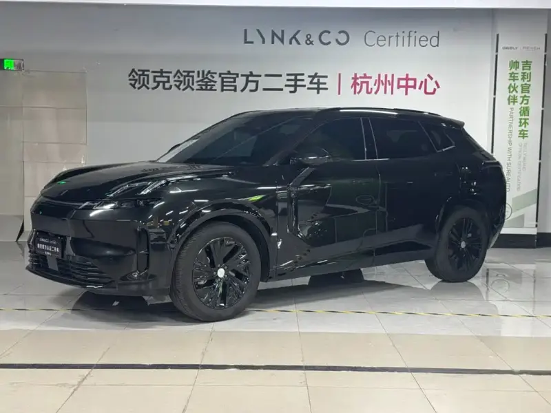 Lynk & Co 08 EM-P, 2025