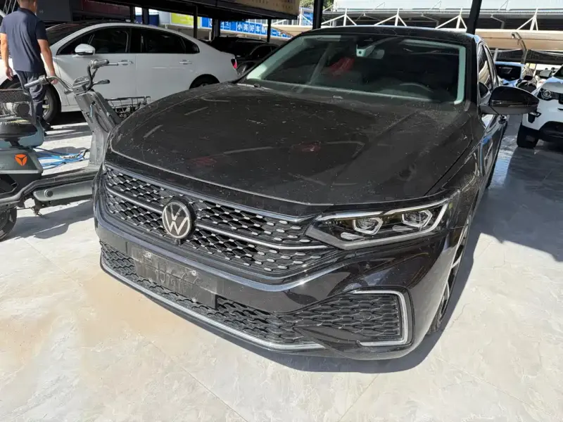 Volkswagen Passat, 2025