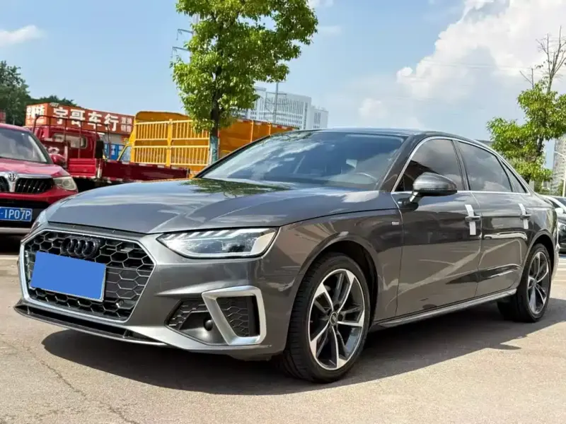 Audi A4L, 2022