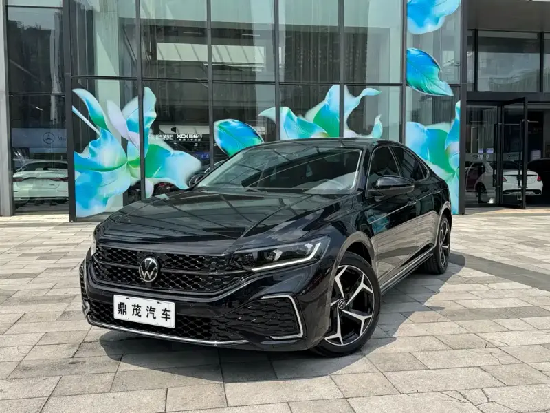 Volkswagen Passat, 2024