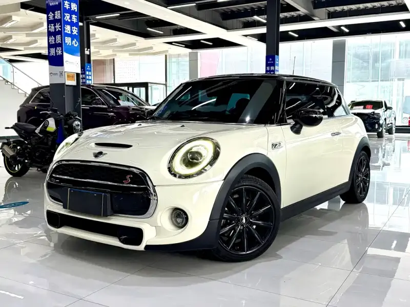 MINI Mini, 2020