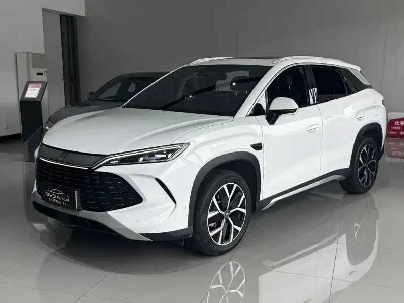 BYD L DM-i, 2025