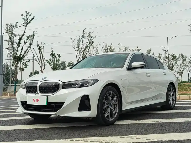 BMW i3, 2023