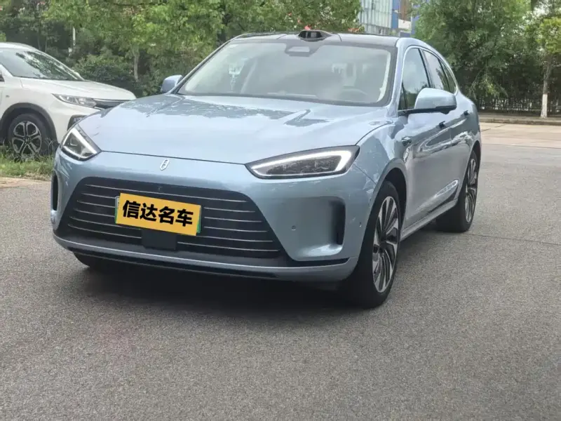 AITO M5, 2023