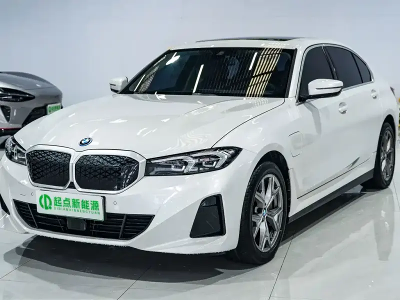 BMW i3, 2024