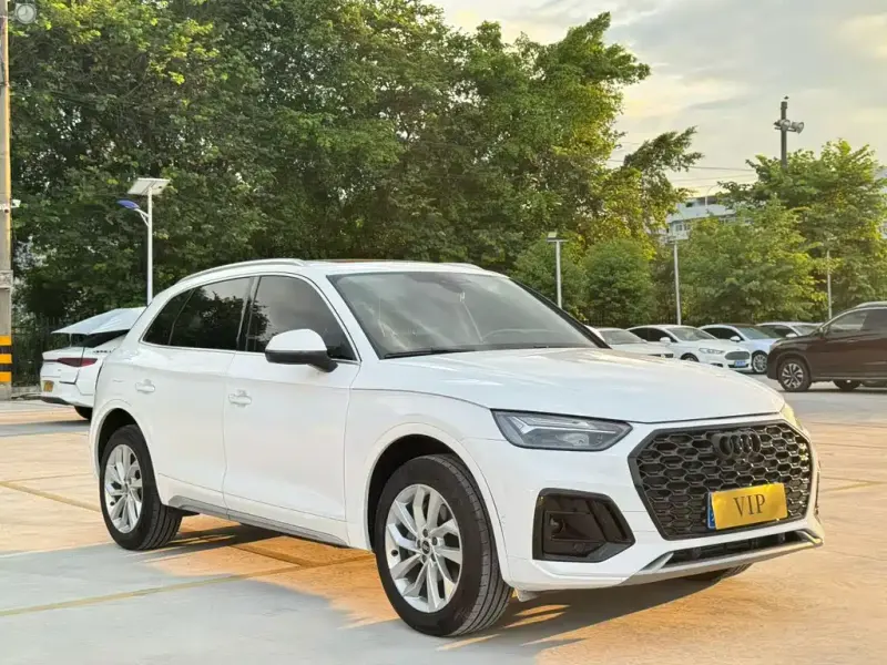 Audi Q5L, 2022