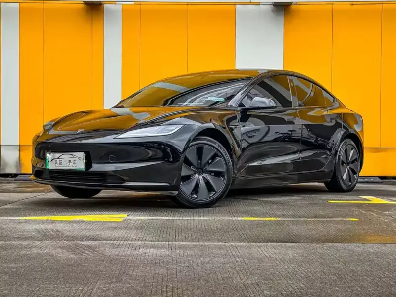 Tesla Model 3, 2024