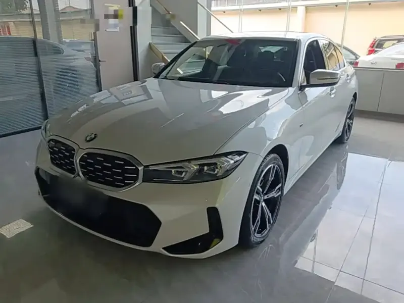 BMW 3 Series, 2023
