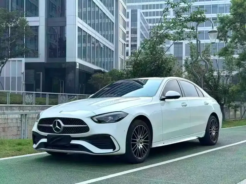 Mercedes-Benz C-Class, 2024