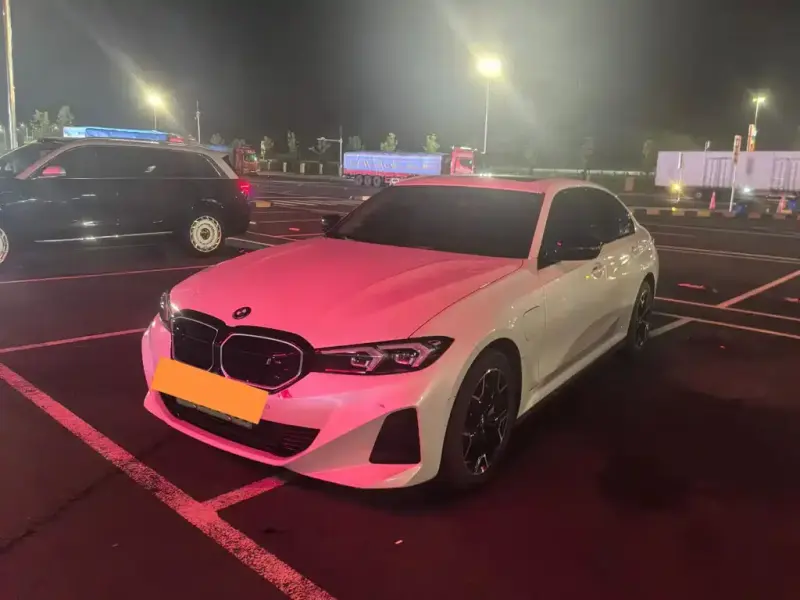 BMW i3, 2024