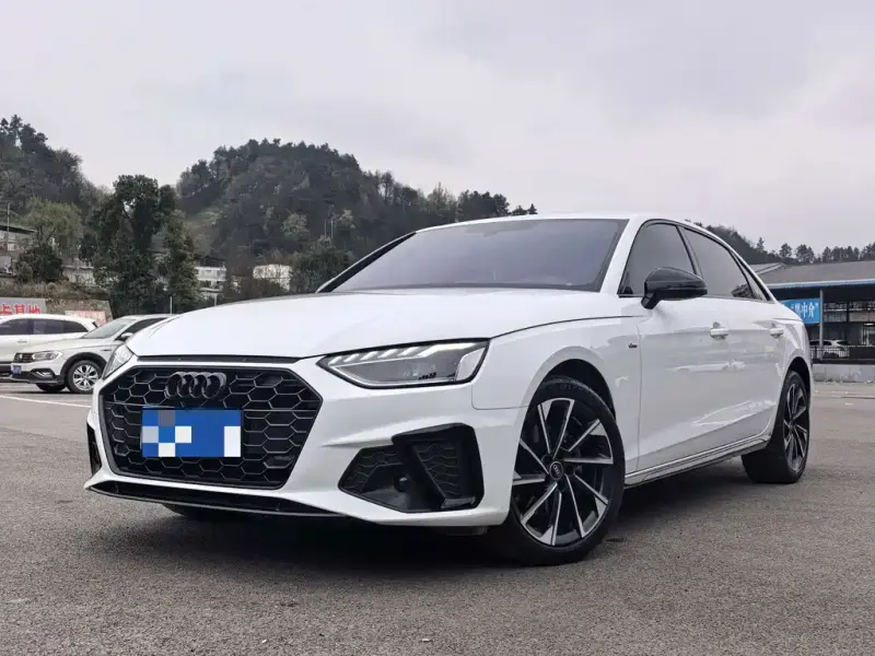 Audi A4L, 2023