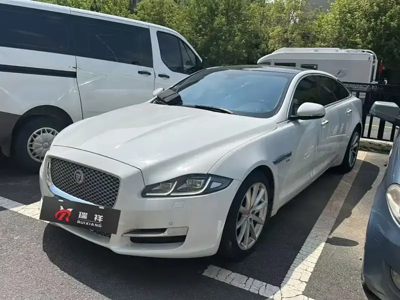 Jaguar XJ, 2017