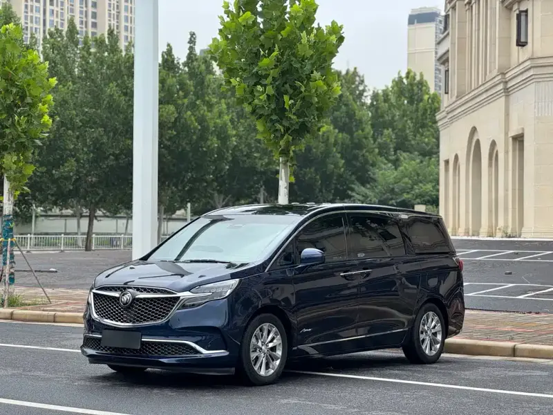 Buick GL8, 2022