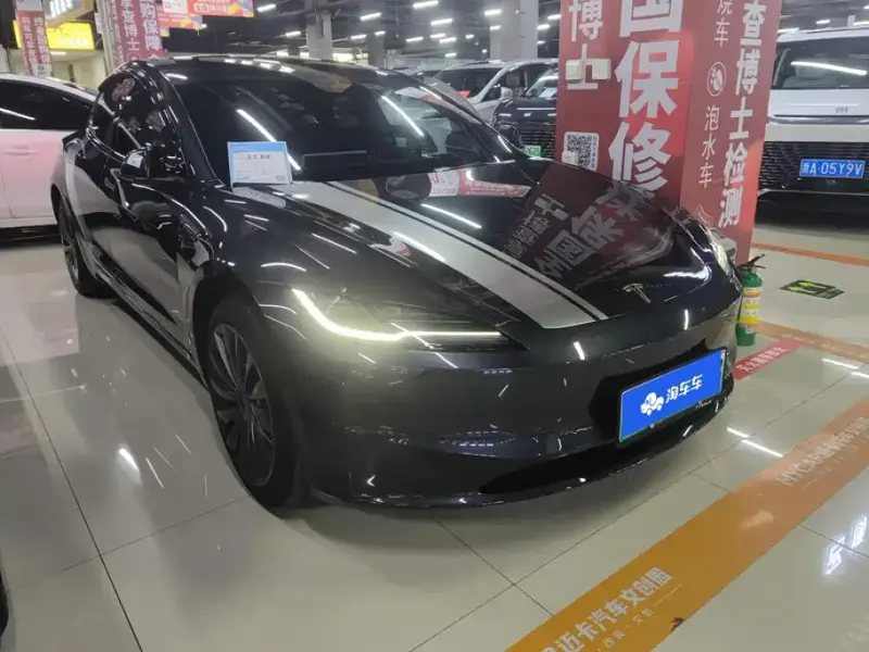 Tesla Model 3, 2024
