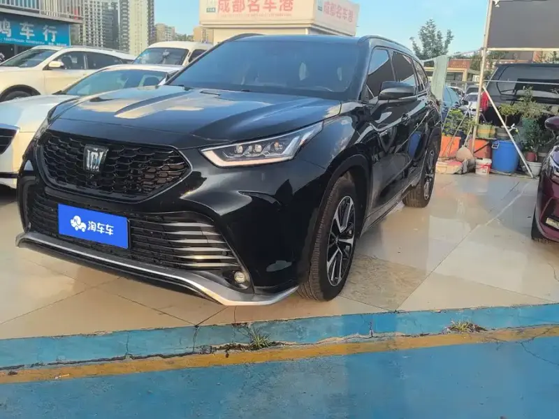 Toyota Crown Kluger, 2022