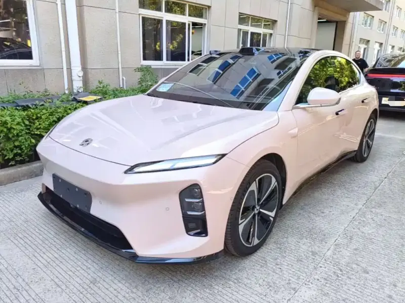 NIO ET5, 2025