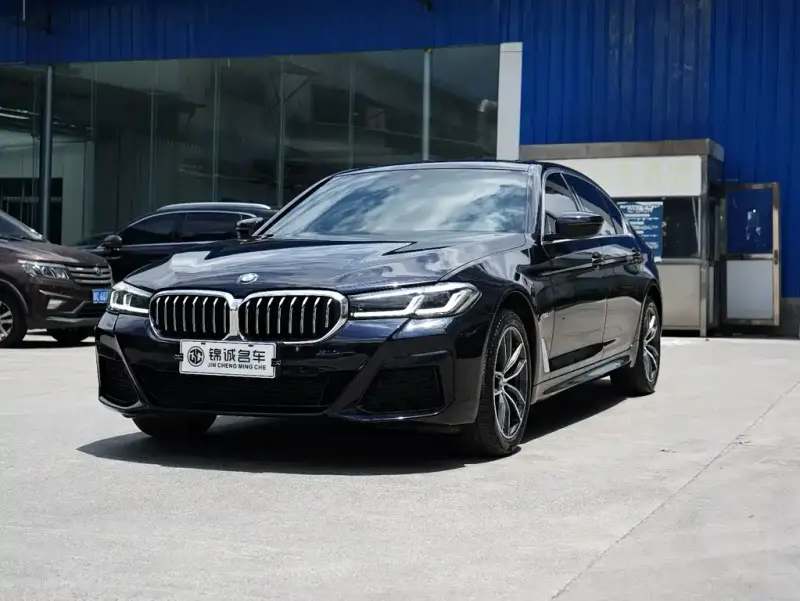 BMW 5 Series, 2022