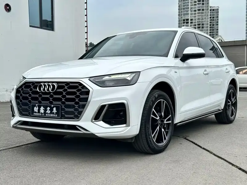 Audi Q5L, 2024